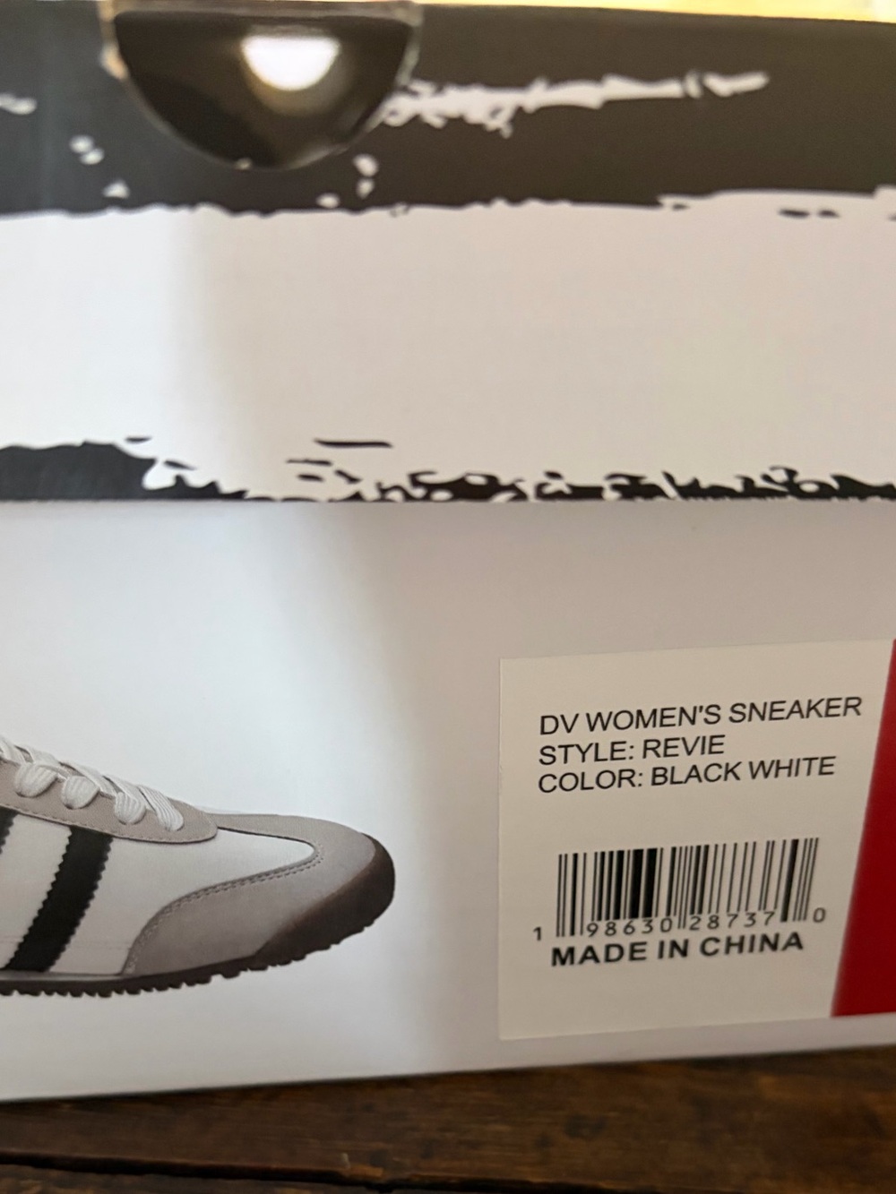 Dolce Vita Women’s Revie White and Black Retro Runner Sneakers - Picture 7 of 7